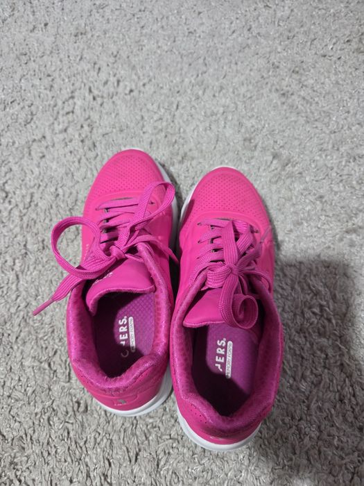 skechers кросівки