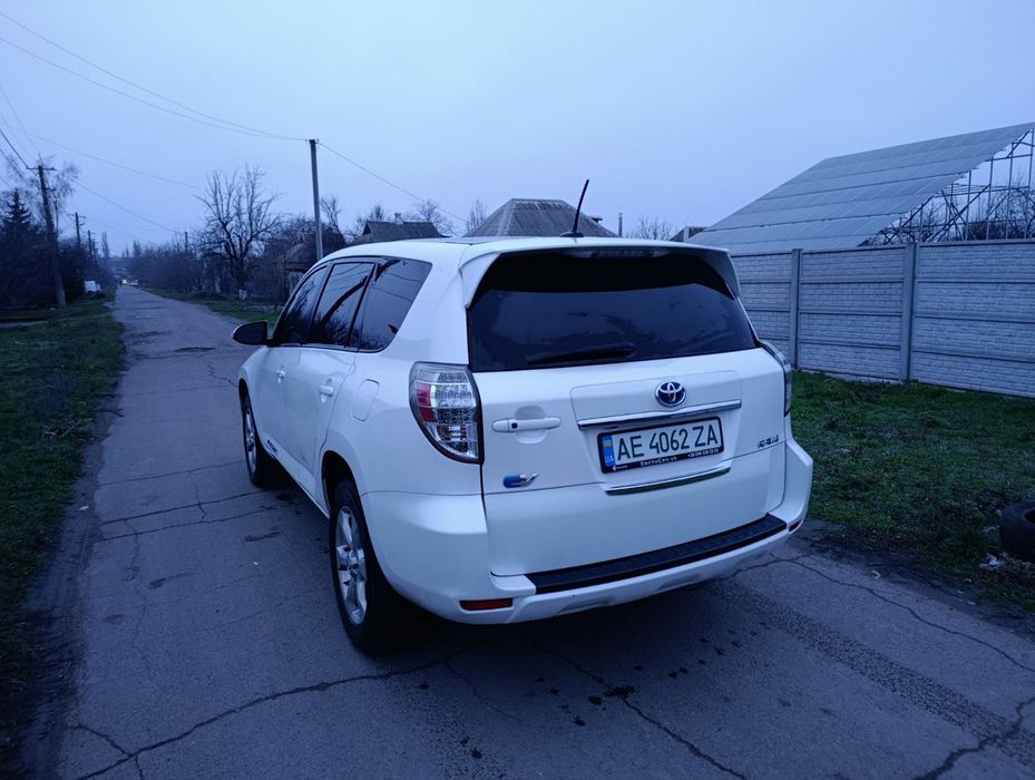 Продам Тайоту елктро