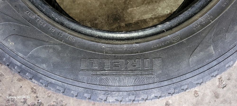 PIRELLI 235/65 R 17