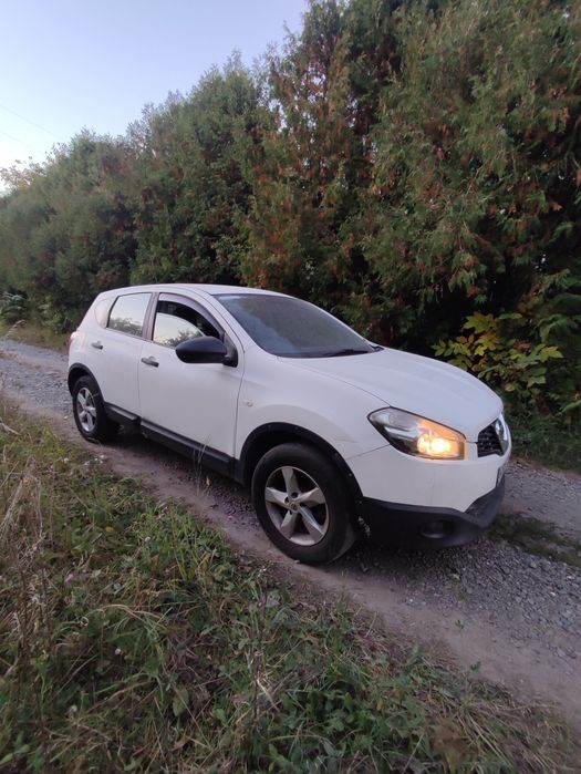 Ніссан Кашкай  1.6