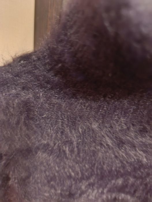 Piękny puszysty sweter z golfem nowy wycięcie na plecach S/M