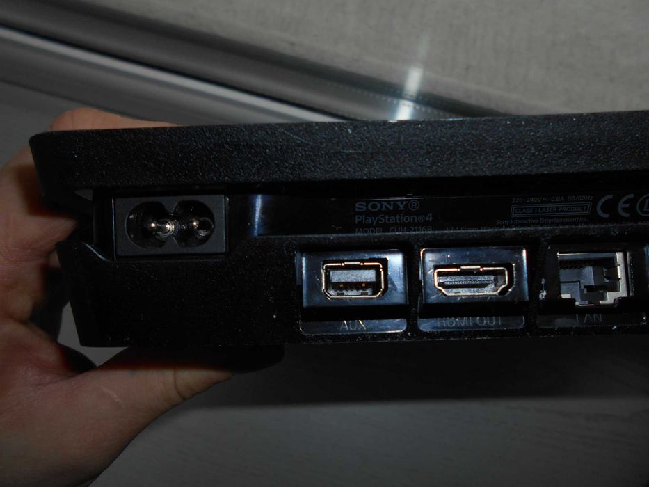 Ігрова консоль Sony Playstation 4 Slim 500GB