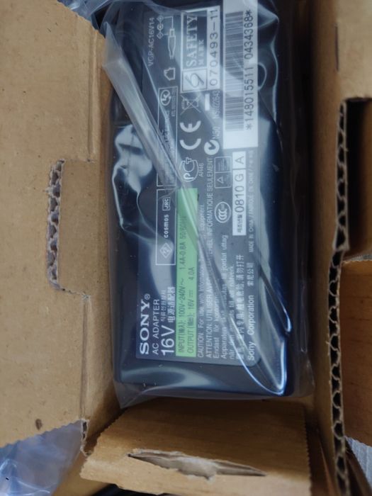 Zasilacz Sony vgp-ac16v14 16V