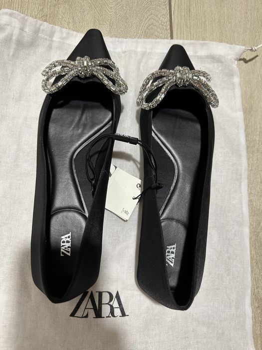 Нові туфлі Zara