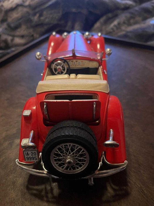 Miniatura 1:20 mercedes benz 500k roadster