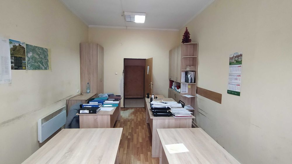 Продається багатофункціональний комплекс у смт. Великий Березний