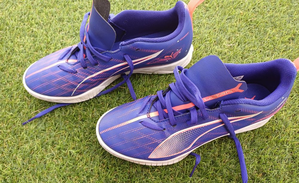 Puma soccer cleats, size 3664752418026371121