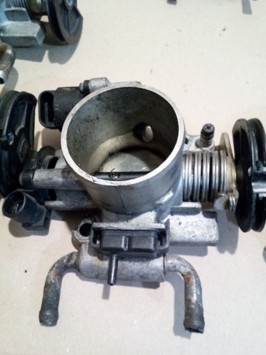 Дросельная заслонка дросель Део Ланос Нексия Авео .