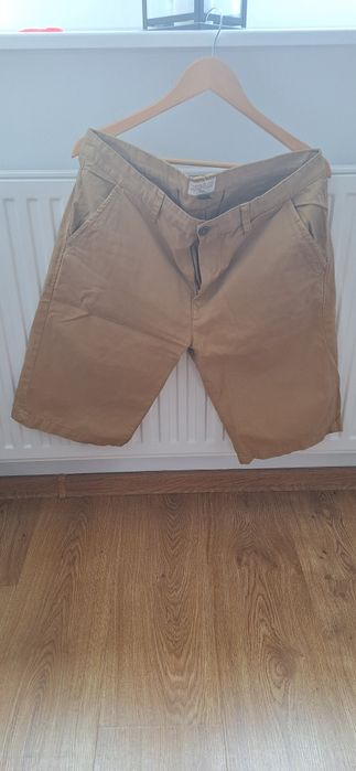 Sprzedam krotkie spodenki szorty firmy   Smog bleck roz. L