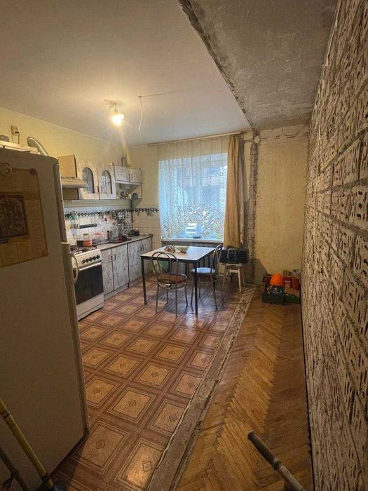 Продаж квартири в м. Стебник.