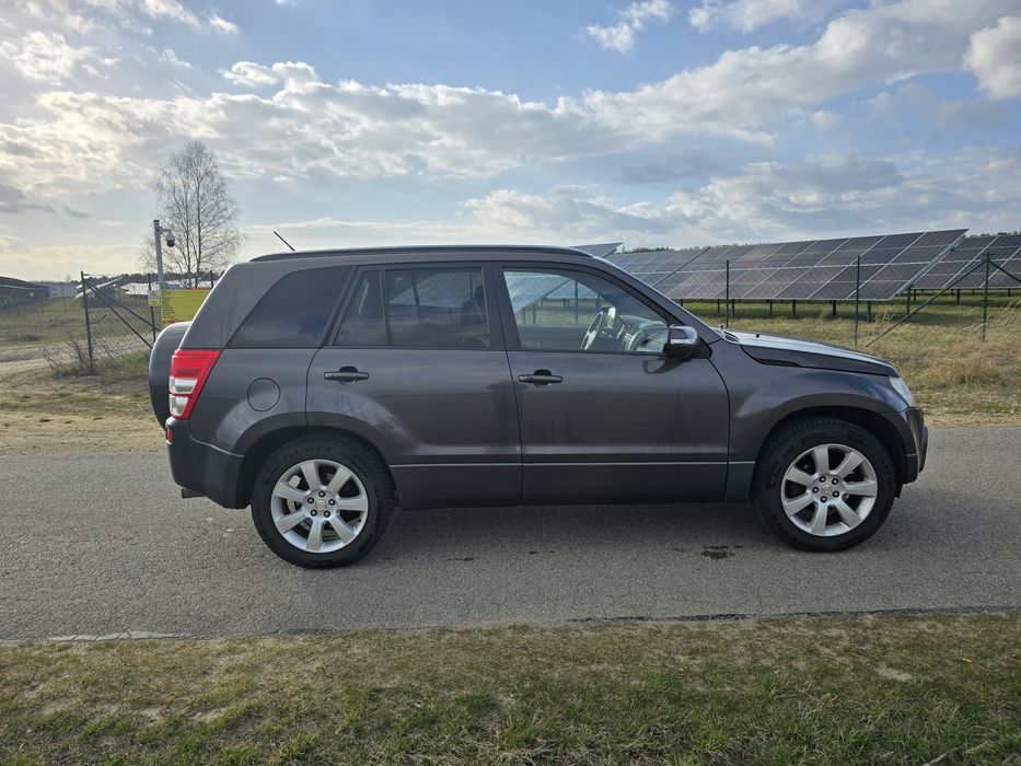Suzuki grand vitara 2