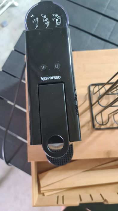 Maquina cafe nespresso como nova