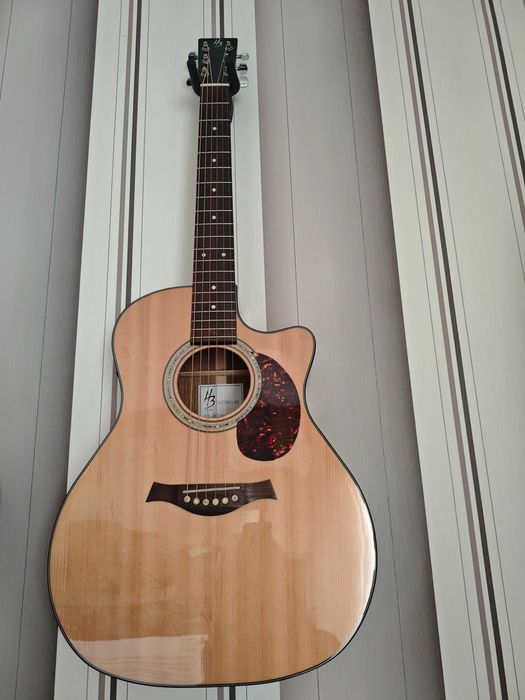 Guitarra acústica Harley Benton CLG 48 CE Wide NT com Saco Premium