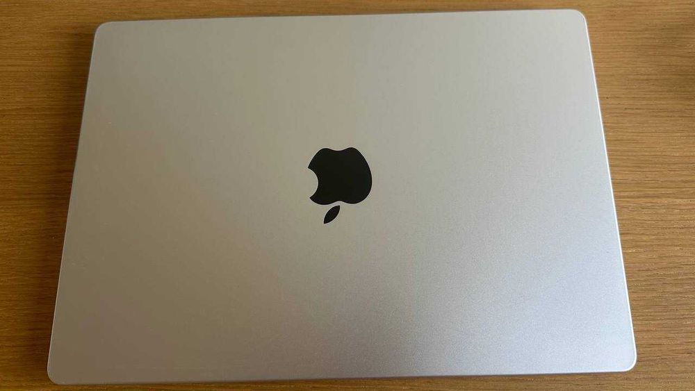 Apple MacBook Pro M1 14,2" A2442 | M1 Pro / 16GB RAM / 1Tb SSD