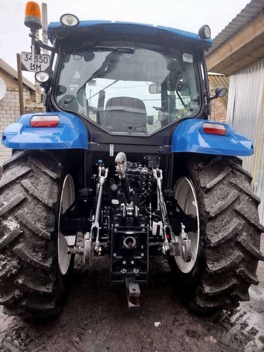 Трактор New Holland T6020