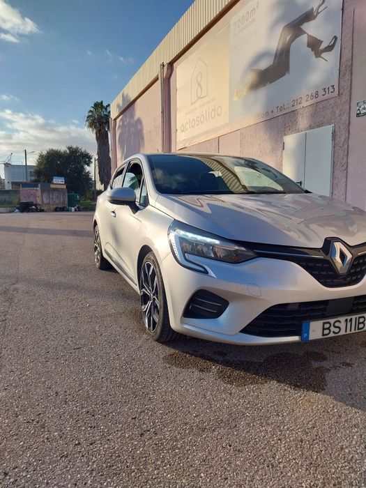 Renault Clio V  1.5 blue dci 2021