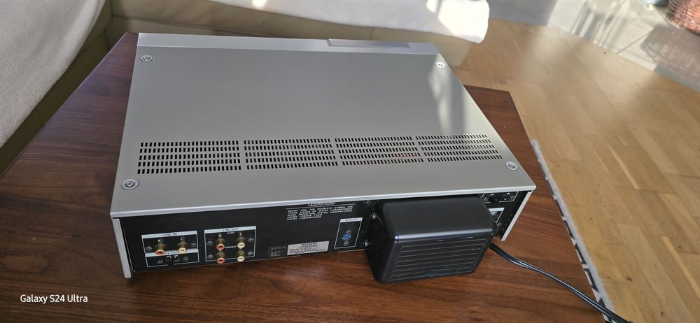 Sprzedam Sony tc-k777