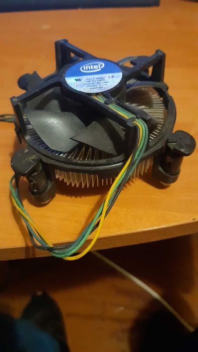 Кулер під Intel процесор