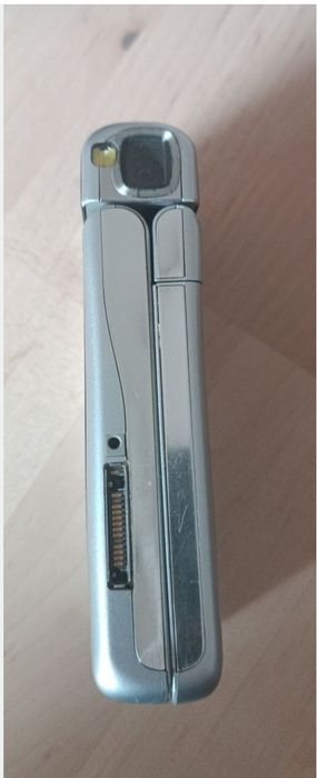 Vendo telemóvel Nokia N 90 impecável, com todos os acessórios de origem!!!