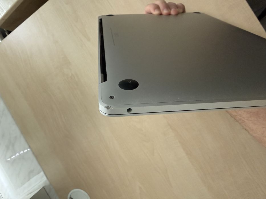 Macbook Pro 13 2020 m1/16g/256