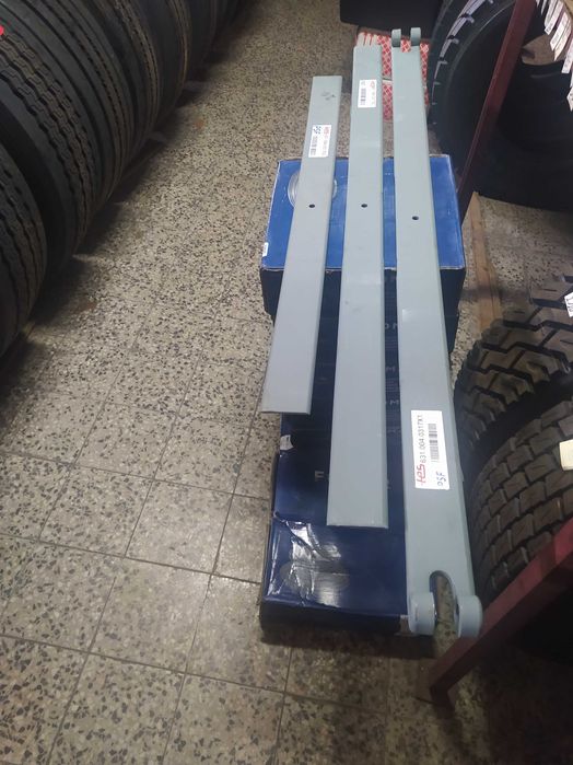 Steyr pióro resoru trzecie tylne produkcji tes