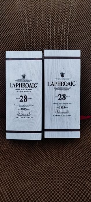 Caixas de whisky vazias