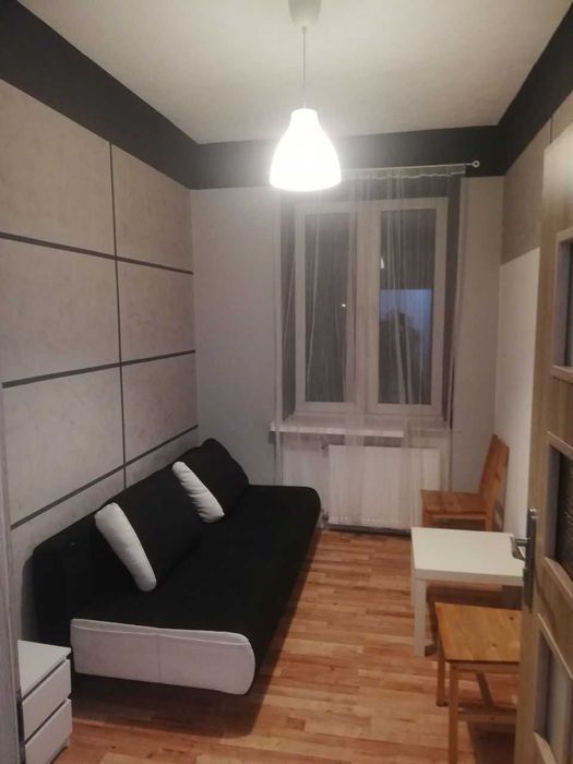 Хостел, комнаты, район WLOCHY ul. Jantar. 2-3-4 местные. Pokoje hostel