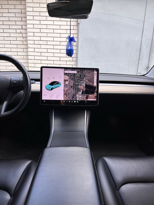 Tesla model 3 long range