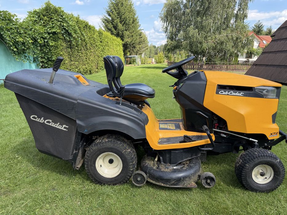 Traktorek mtd cup cadet XT 2 380 mth 18r.