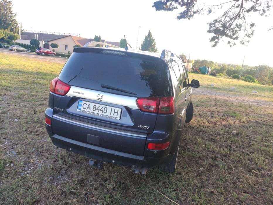 Peugeot 4007 2.2 дизель повний привід читати опис