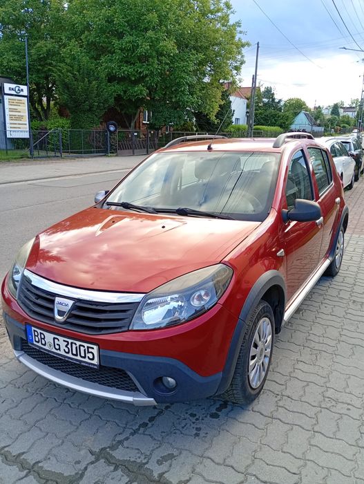 Sprzedam Dacia Sandero Stepway 1.6 benz. 87 KM 2010r.