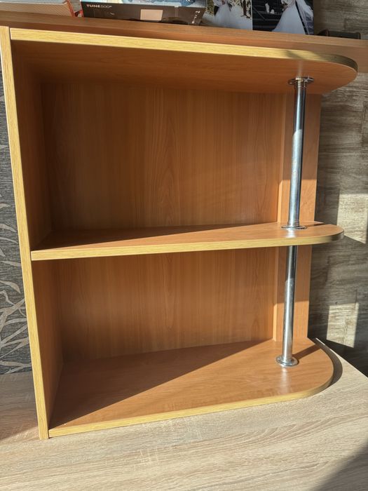 Полиця для книг чи декору