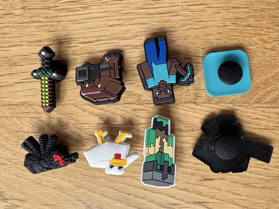 Crocs Minecraft przypinki 8 sztuk
