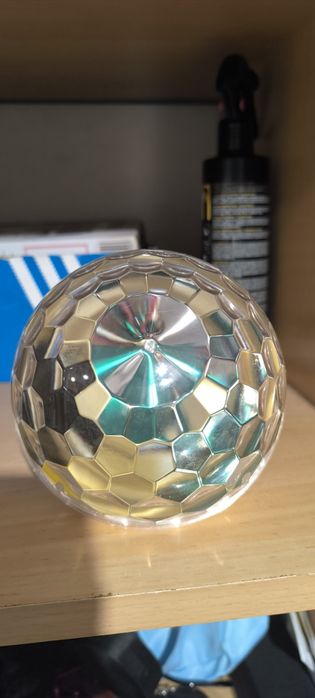 Coluna de som com led