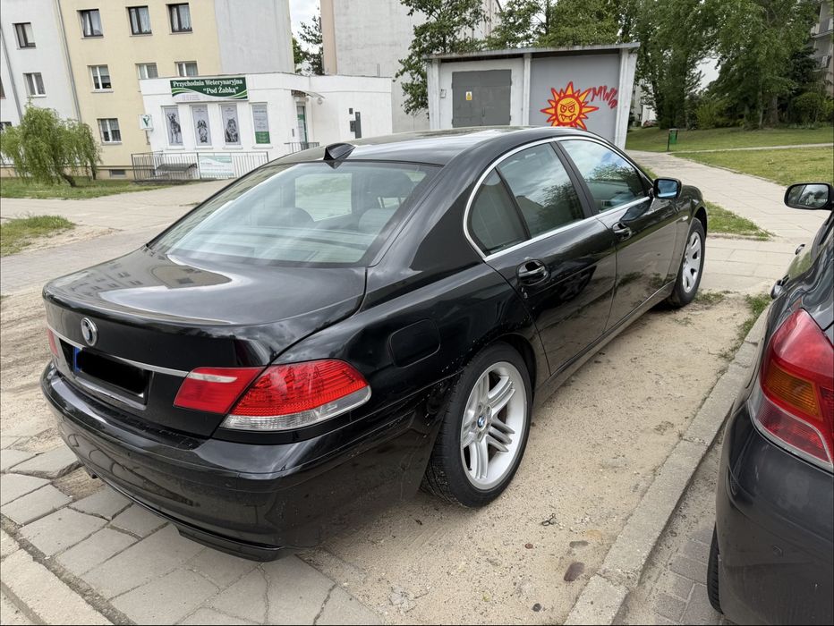 BMW 745 Lift 4.4