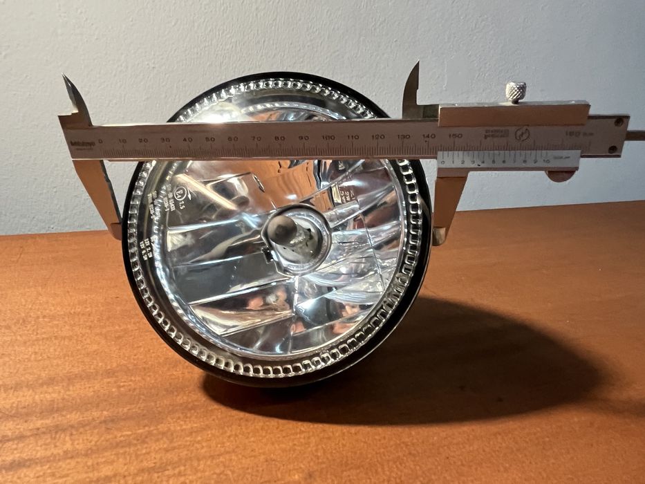 Farol HALO - Café racer, Bobber, Chopper 146mm ø - Novo