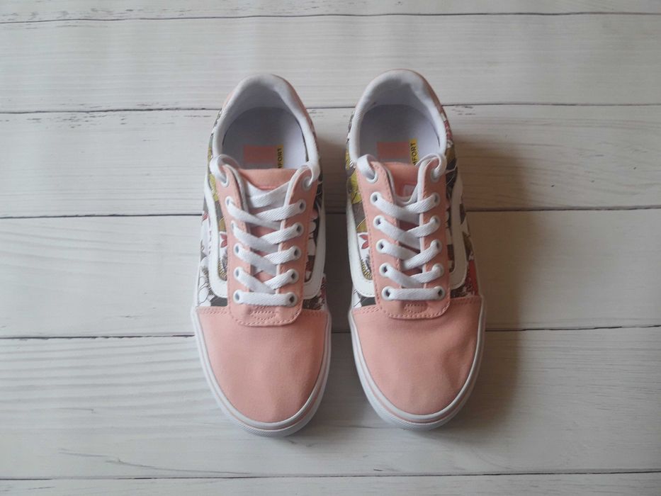Стильные женские кеды vans