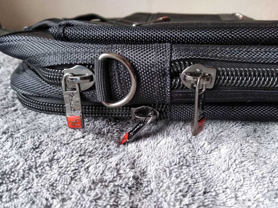 Сумка для ноутбука до 16 дюймів