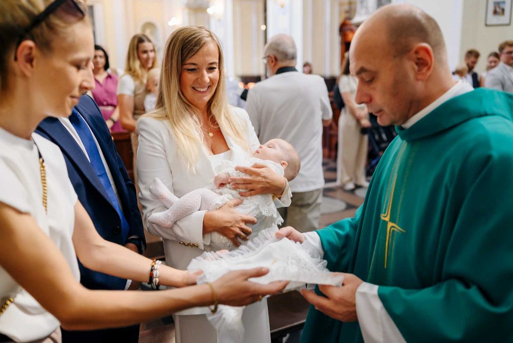 Fotograf. Reportaż Chrztu Św. I Komunii Św. Warszawa i okolice