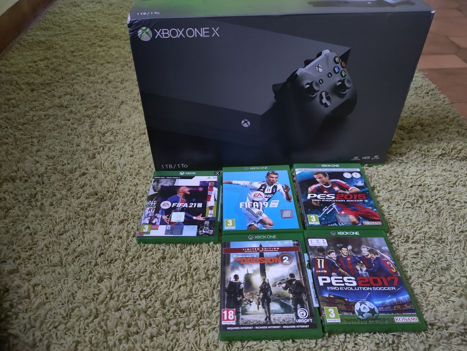 Xbox One X de 1TB com jogos