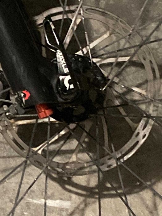 Bicicleta FOCUS ONE (suspensão total)