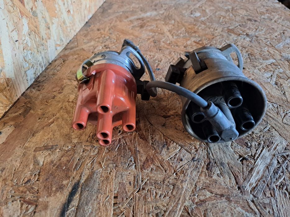 Трамблер  зажигания на фольксваген гольф 3 шкода октавия тур