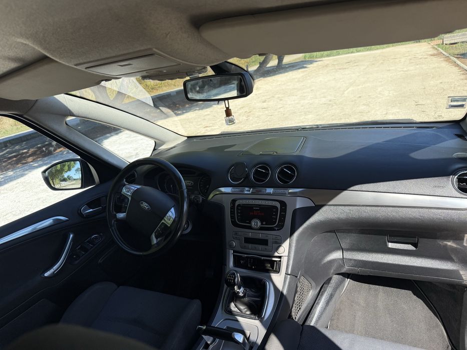 Ford s max.  Motor 2000cc