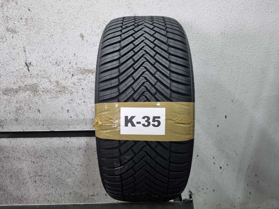 235/40/18 95V Continental All Season Contact Dot.2025R