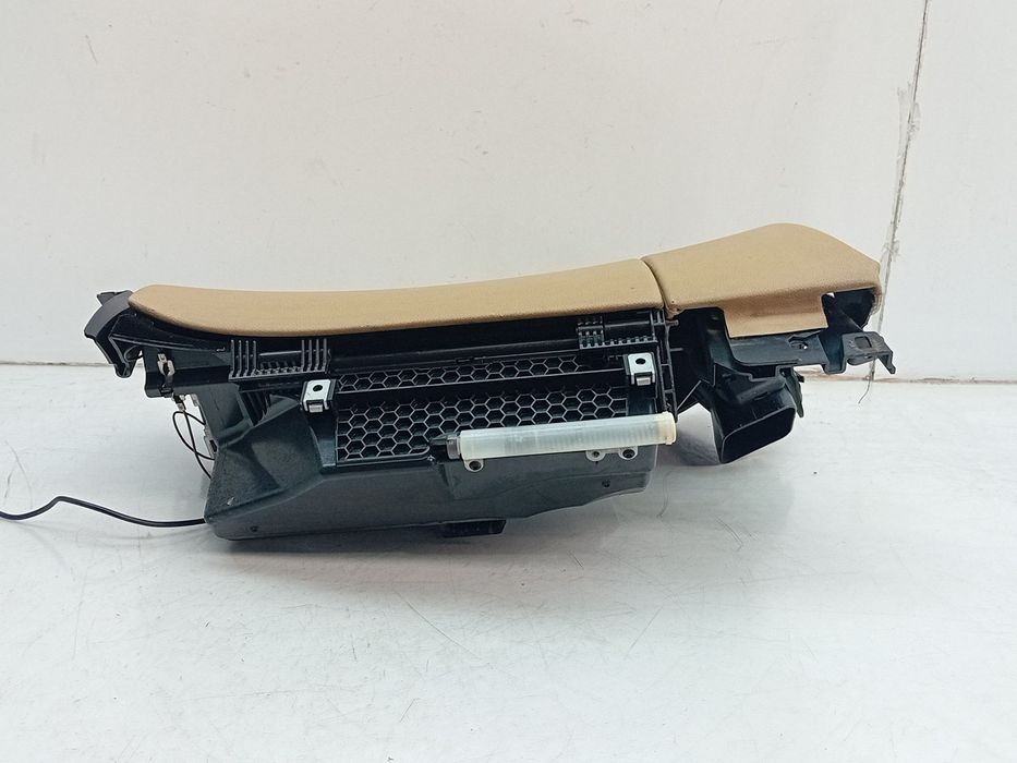 Porta luvas MERCEDES-BENZ CLS (C219)