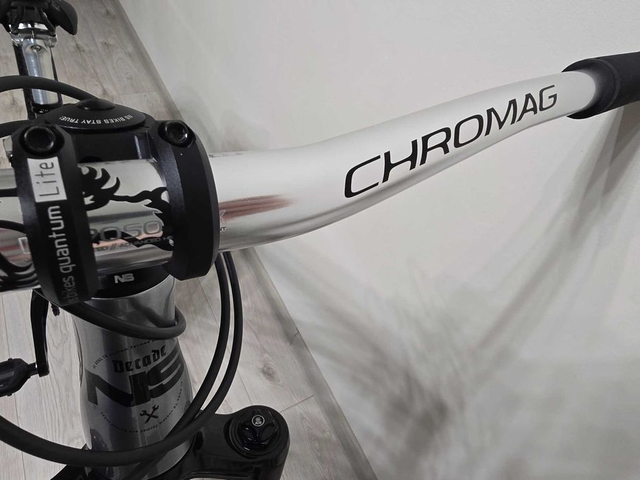 NS Bikes DECADE V2 silver, PIKE DJ 100, dirt 2025