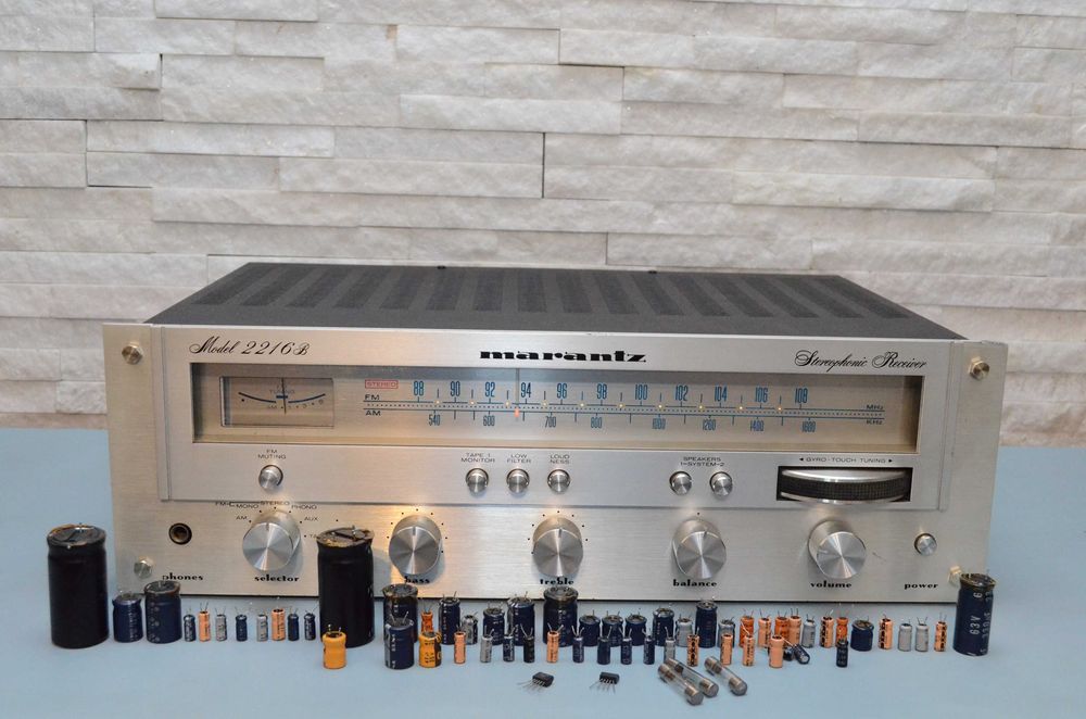 Amplituner Marantz 2216 B, po pełnej renowacji