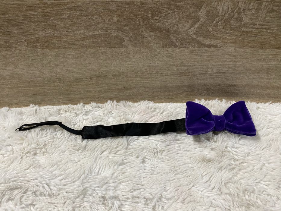 Męska muszka vintage