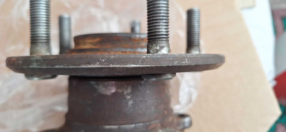 Подшипник ступичный на Kia ceed Hyundai i30