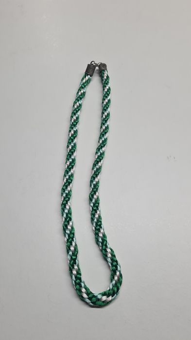 Colares kumihimo em fio de seda